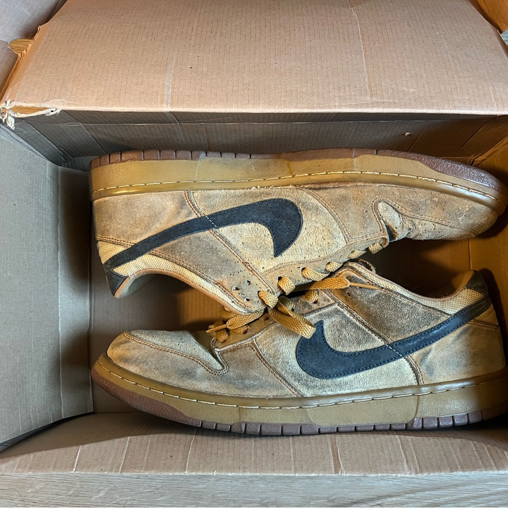 Nike Dunk Low 2003 Vegas Pro Gold